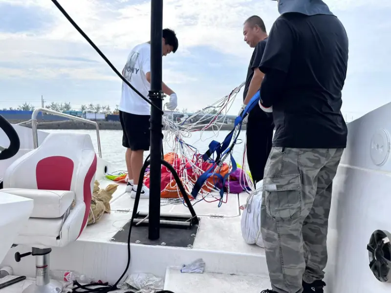 Lawada® Yacht клиенттердің қажеттіліктеріне негізделген, пайдалану пайдасын арттыру үшін паразаил қайық дизайнын оңтайландырыңыз